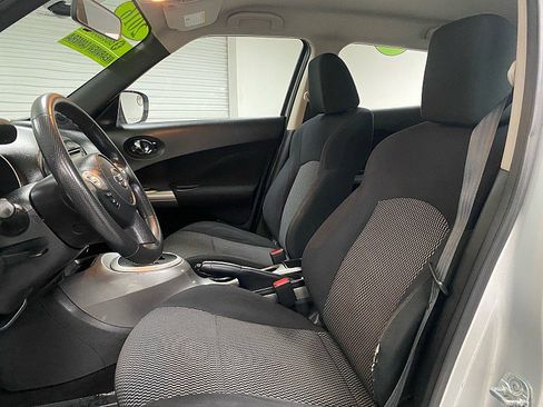 Used 2016 Nissan Juke S image 9