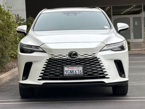 Used 2023 Lexus RX 350 w/ Cold Area Package AWD/4WD image 10