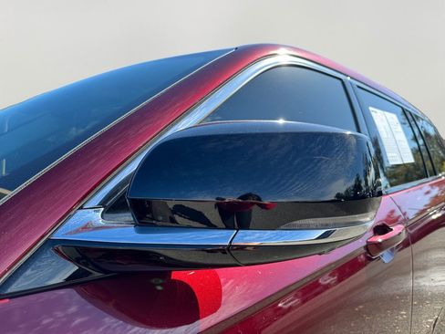 Used 2023 Jeep Grand Cherokee L Limited w/ Luxury Tech Group II image 11