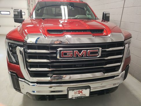 New 2026 GMC Sierra 2500 SLT image 6