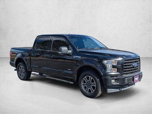 Used 2017 Ford F150 XLT w/ Equipment Group 302A Luxury image 3