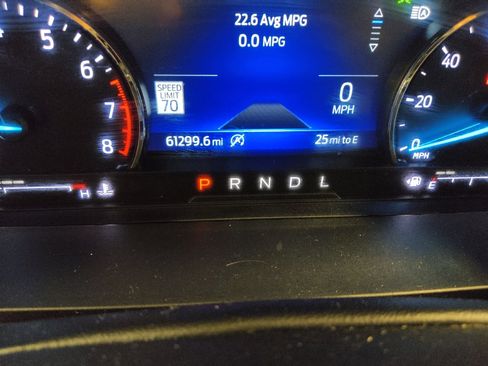 Used 2024 Ford Explorer XLT w/ Equipment Group 202A RWD image 23