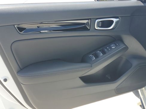 Certified 2024 Honda Civic EX-L image 19