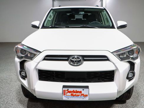 Used 2024 Toyota 4Runner SR5 Premium w/ Moonroof Package image 4