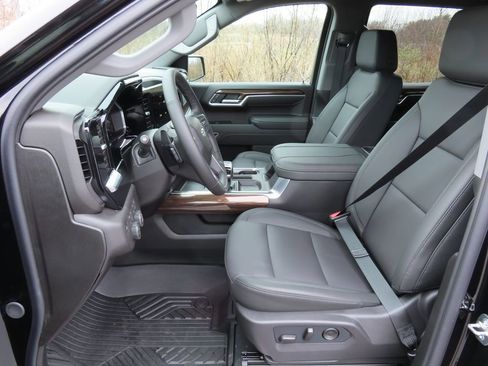 New 2026 Chevrolet Silverado 1500 RST w/ RST All Star Premium Package AWD/4WD image 24