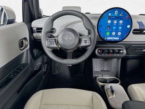 Certified 2025 MINI Cooper S image 18