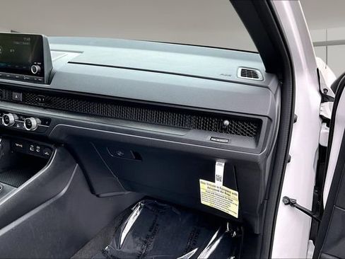 Used 2025 Honda CR-V Sport image 24
