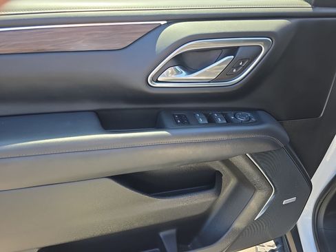 Certified 2023 Chevrolet Tahoe Z71 AWD/4WD image 13