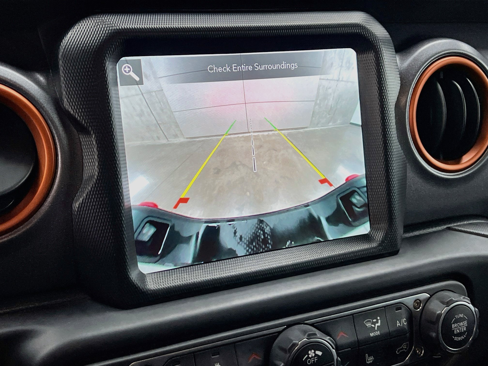 Used 2023 Jeep Gladiator Mojave w/ Cold Weather Group AWD/4WD image 16