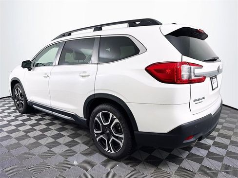 Used 2023 Subaru Ascent Limited w/ Technology Package image 4