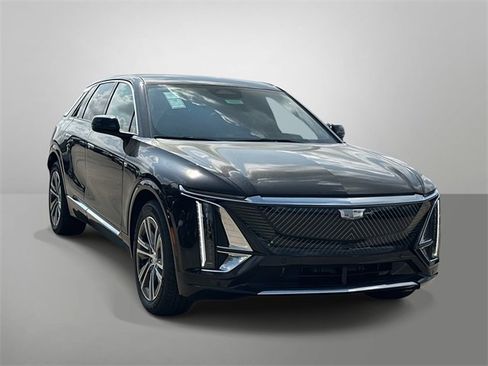 Used 2025 Cadillac Lyriq Luxury image 13