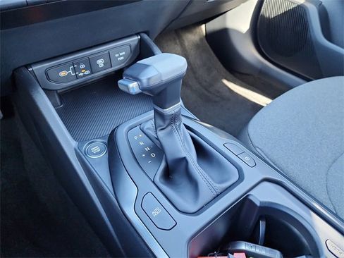 New 2025 Kia K4 LXS image 22