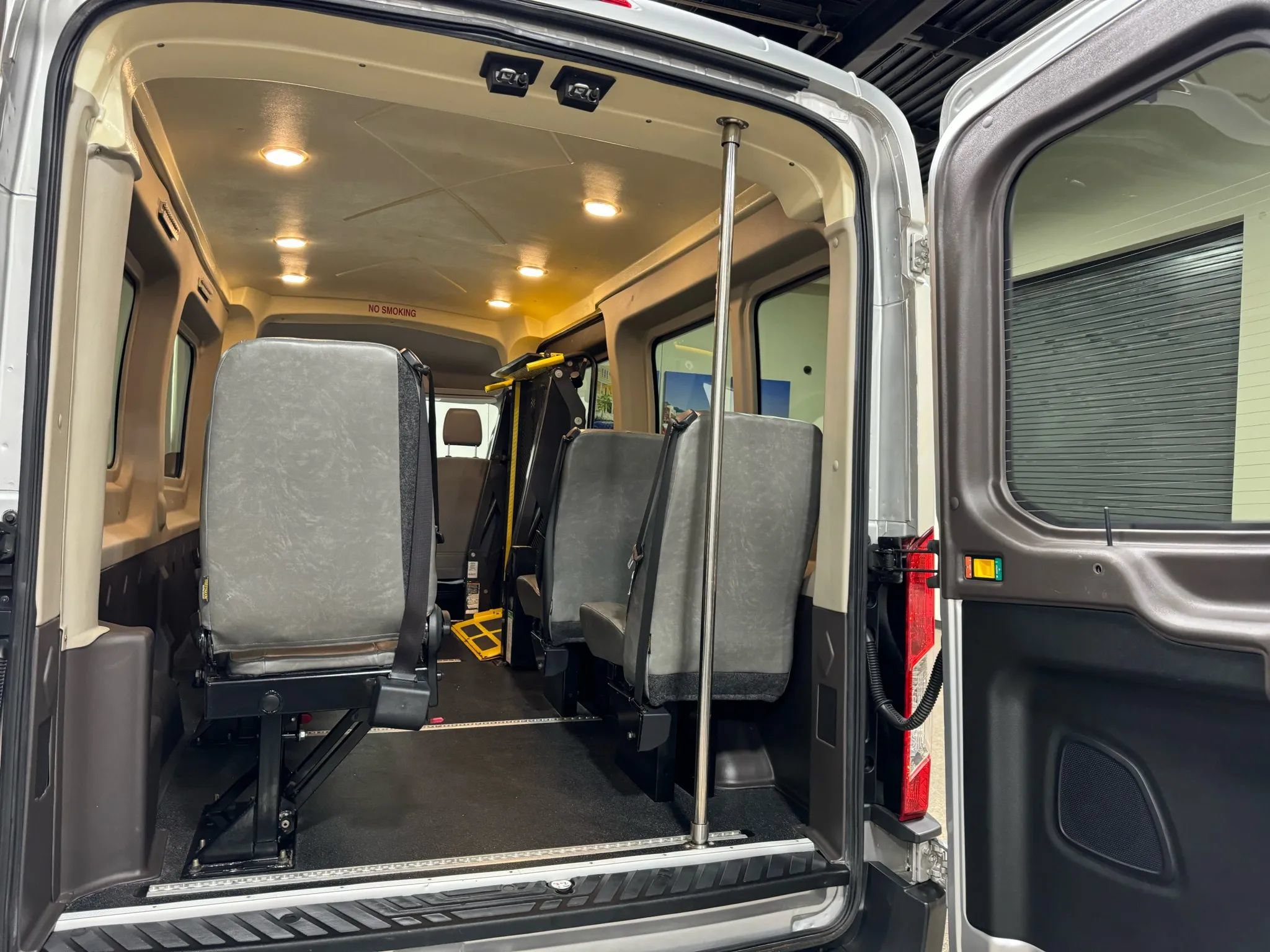 Used 2015 Ford Transit 350 148 Medium Roof RWD image 25