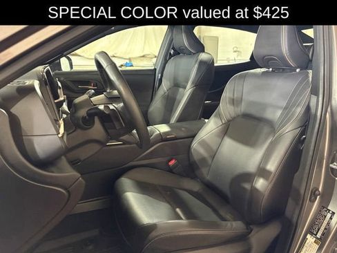 Used 2024 Toyota Crown Platinum AWD/4WD image 6