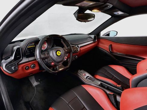 Used 2014 Ferrari 458 Italia Coupe RWD image 20