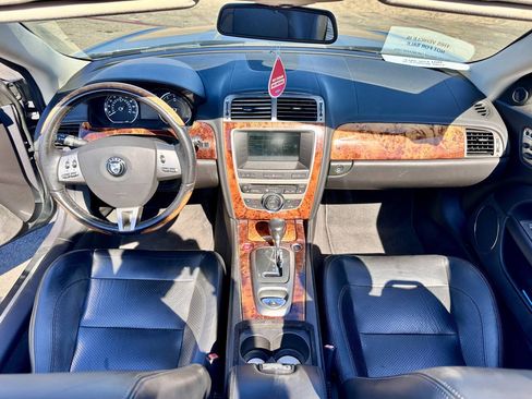 Used 2007 Jaguar XK Convertible RWD image 17