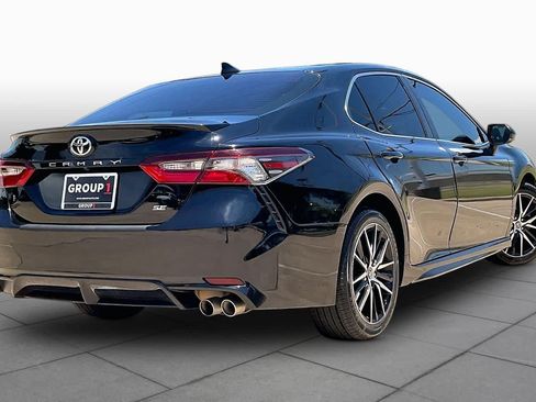 Used 2023 Toyota Camry SE FWD image 13