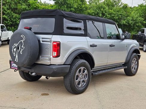 Used 2024 Ford Bronco Big Bend image 5