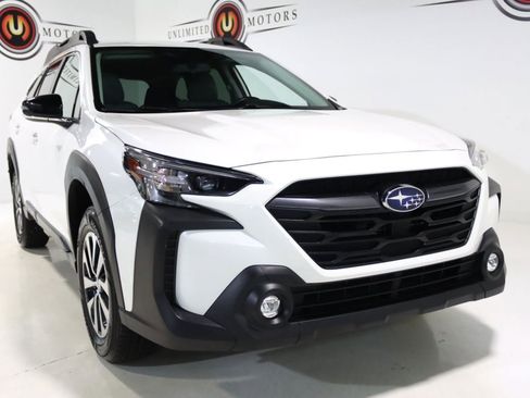 Used 2024 Subaru Outback Premium AWD/4WD image 20