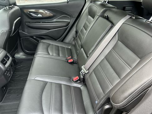Used 2022 GMC Terrain Denali w/ Black Diamond Edition AWD/4WD image 25