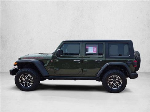 Used 2024 Jeep Wrangler Unlimited Rubicon w/ Capability Package AWD/4WD image 8