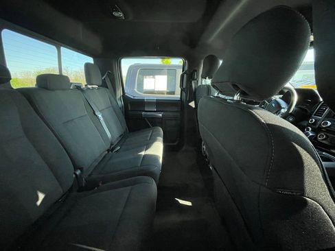 Used 2017 Ford F150 XLT w/ Equipment Group 302A Luxury image 6