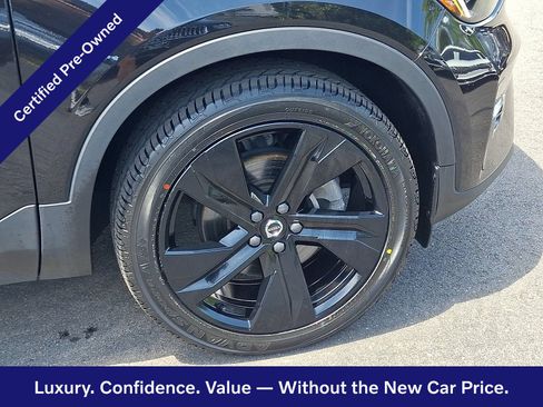 Certified 2023 Volvo XC40 B5 Plus w/ Climate Package AWD/4WD image 9
