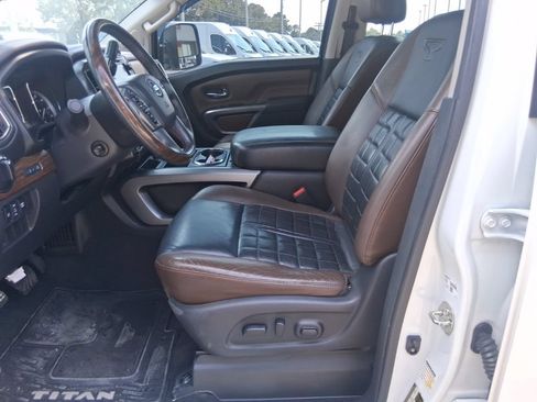Used 2016 Nissan Titan Platinum Reserve AWD/4WD image 11