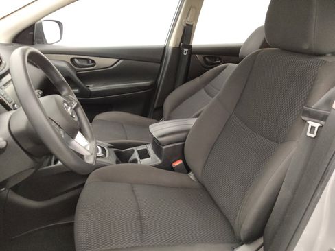 Used 2021 Nissan Rogue Sport S FWD image 17