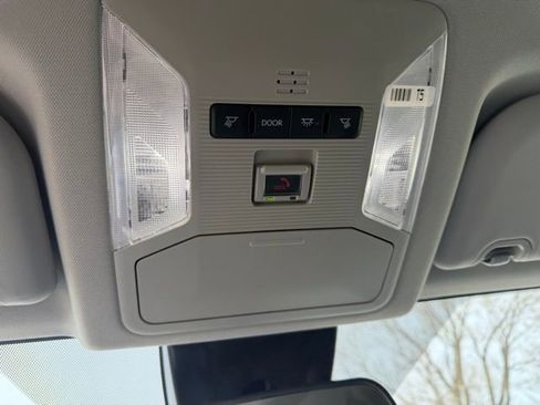 Used 2024 Toyota RAV4 LE image 28