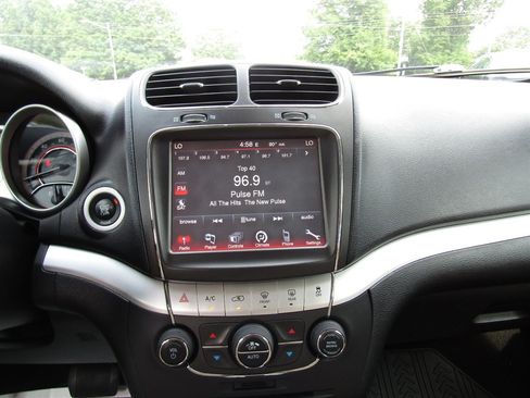 Used 2014 Dodge Journey SXT w/ Quick Order Package 22C FWD image 23