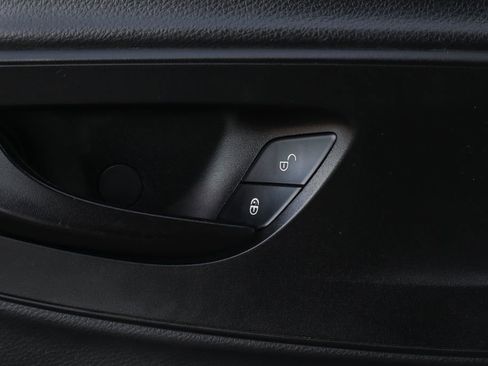 Used 2019 Mercedes-Benz Sprinter 2500 image 22