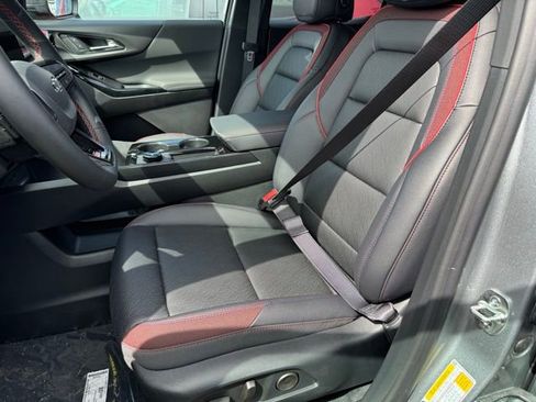 New 2026 Chevrolet Equinox RS w/ Convenience Package III AWD/4WD image 5