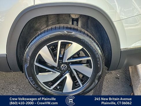 New 2026 Volkswagen Atlas SEL image 18