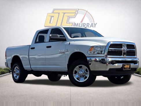 Used 2018 RAM 2500 Tradesman w/ Chrome Appearance Group image 33