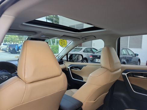 Used 2024 Toyota RAV4 Limited w/ Advanced Technology Package FWD image 16