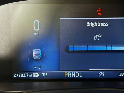 Used 2025 Ford Escape ST-Line image 13