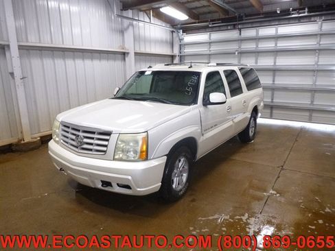 Used 2003 Cadillac Escalade ESV AWD image 3