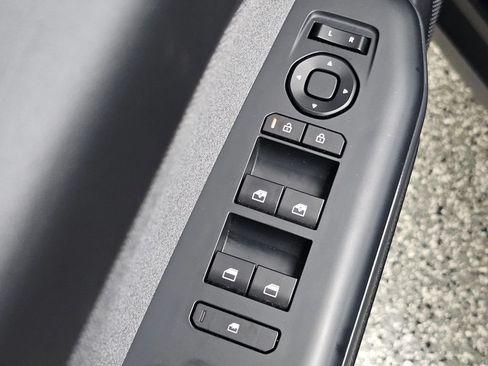 Used 2025 Kia K4 EX FWD image 31