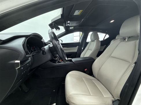 Used 2021 MAZDA MAZDA3 s image 11