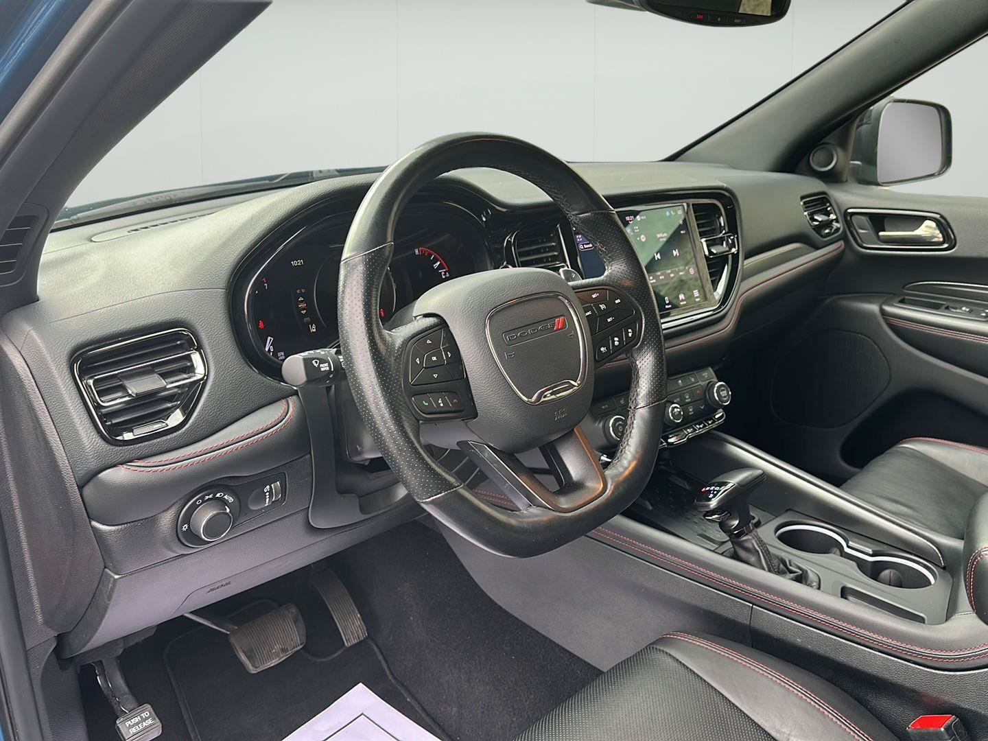 Used 2025 Dodge Durango GT AWD/4WD image 6