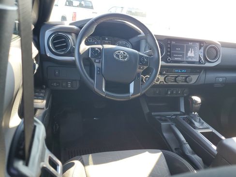 Certified 2023 Toyota Tacoma TRD Sport AWD/4WD image 11