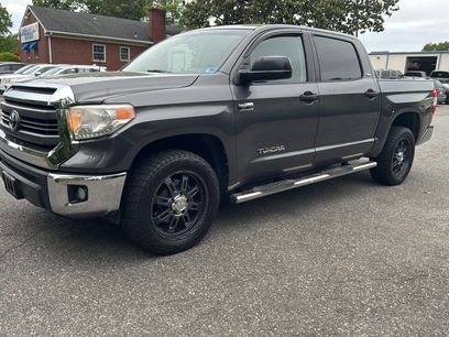 Used 2014 Toyota Tundra SR5 w/ SR5 Upgrade Package