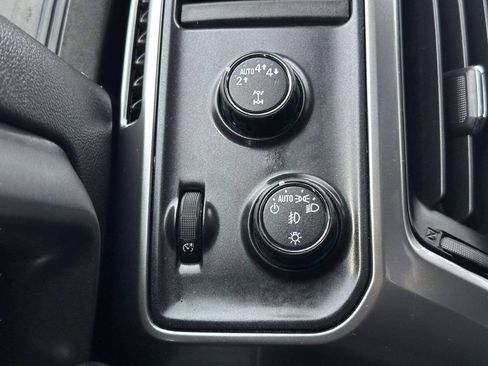 Used 2017 Chevrolet Silverado 1500 LT w/ All Star Edition AWD/4WD image 30