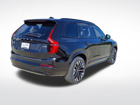 New 2026 Volvo XC90 T8 Ultra w/ Protection Package Premier AWD/4WD image 7