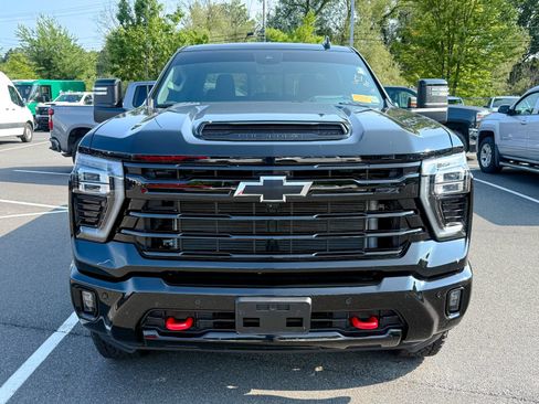 Used 2025 Chevrolet Silverado 2500 LTZ w/ Trail Boss Package AWD/4WD image 2