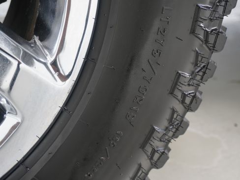 Used 2018 Chevrolet Silverado 3500 High Country w/ Duramax Plus Package AWD/4WD image 32