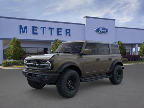 New 2026 Ford Bronco Outer Banks w/ Sasquatch Package AWD/4WD image 1