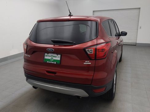 Used 2019 Ford Escape SE FWD image 7