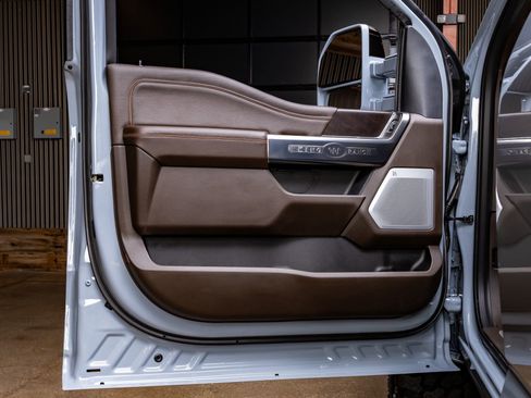 Used 2026 Ford F250 King Ranch w/ Chrome Package image 36